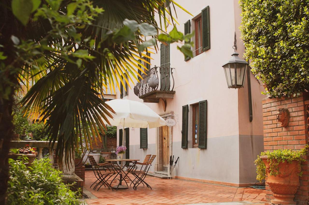 Acomodação com café da manhã  Il Villino *
